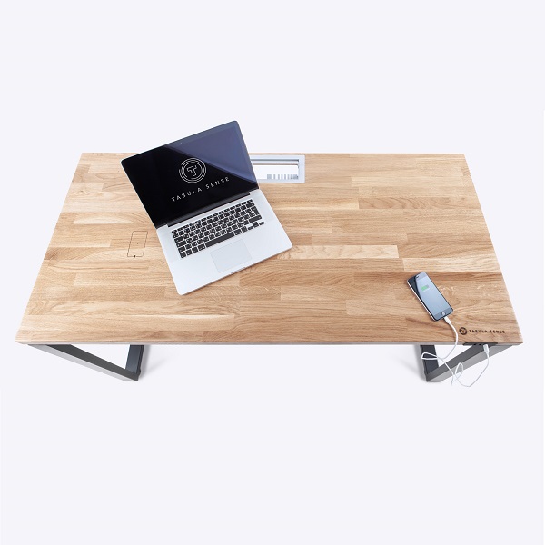 Smart Office rectangular desk with an oak top
